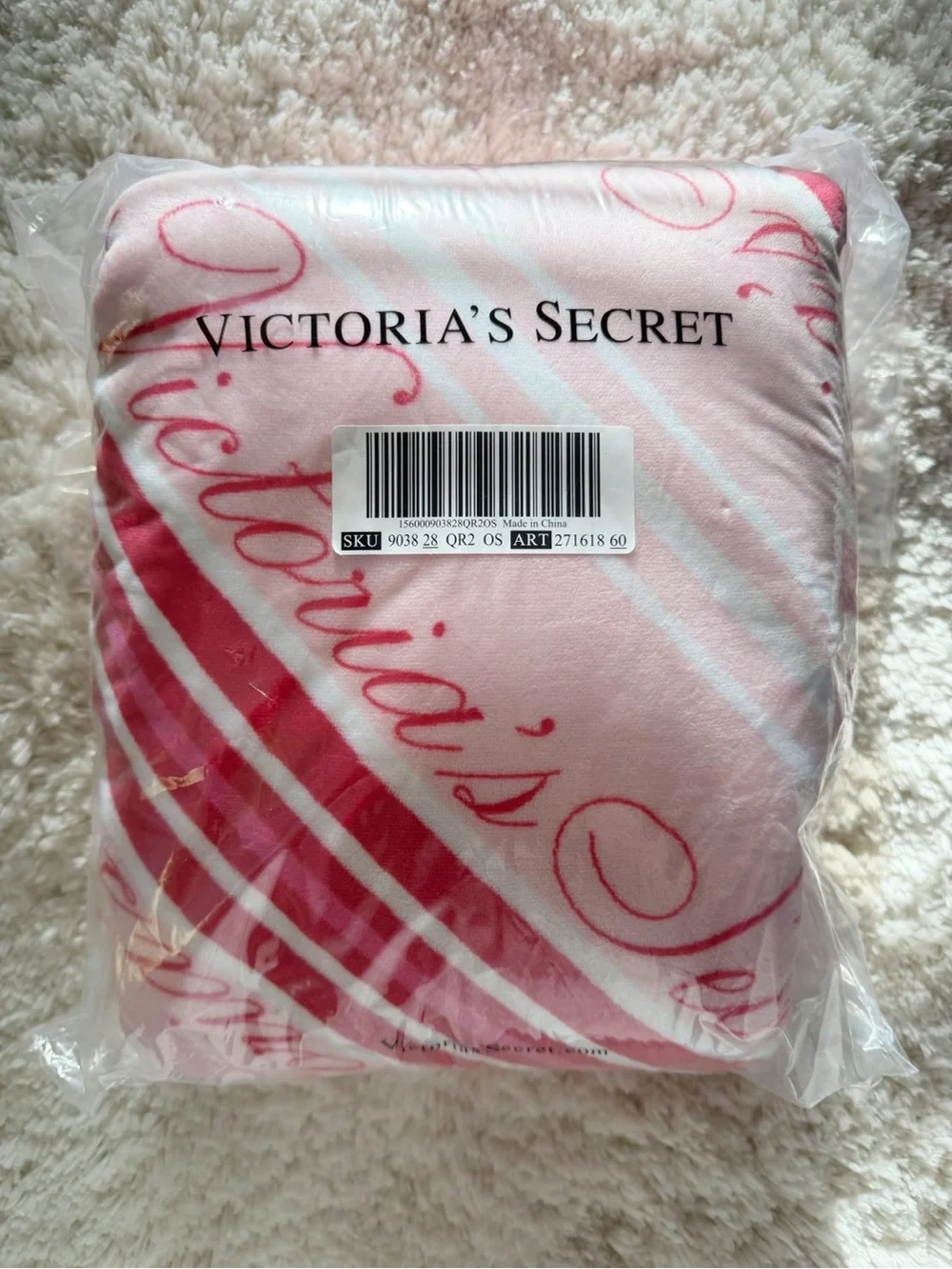Victoria's Secret Script Pink & Red Stripe Cozy Sherpa Throw Blanket
